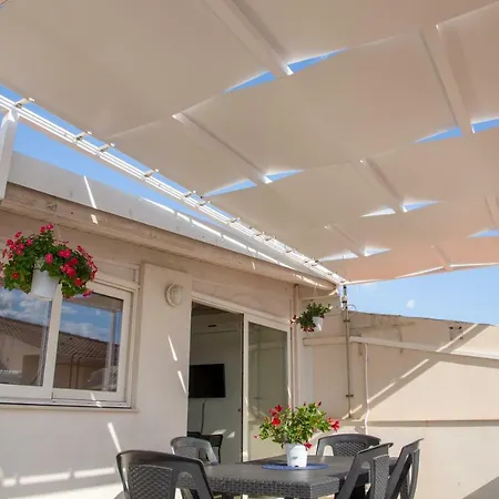 Διαμέρισμα Le Amiche 2